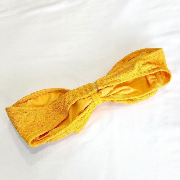 NWOT XHILARATION Bikini Top - Picture 2 of 6